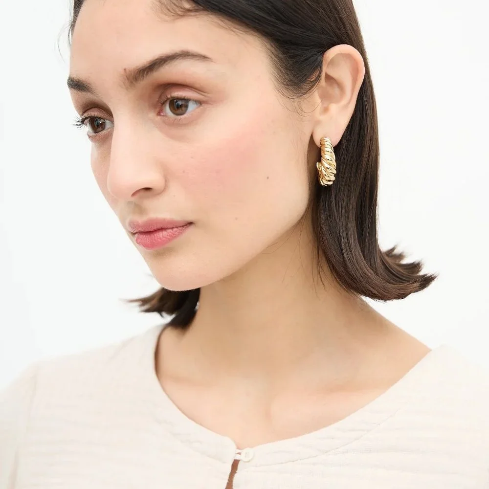 Mejuri Gold Twisted Hoop Earrings - Picture 3 of 4